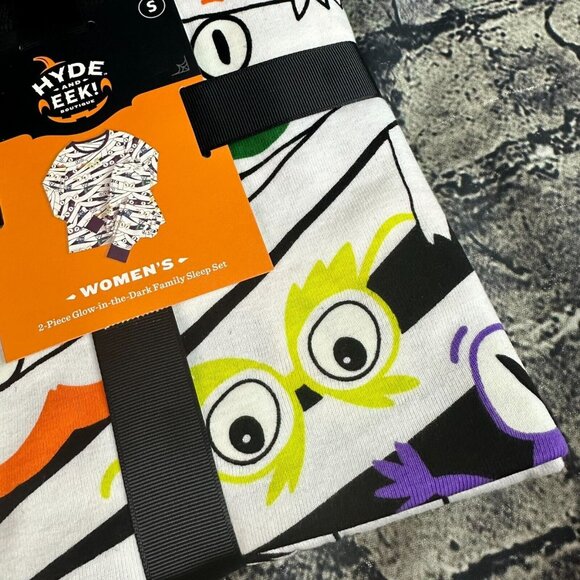 Hyde & Eek Women's Small Mummy Halloween Matching Family Pajama Set - Picture 3 of 8